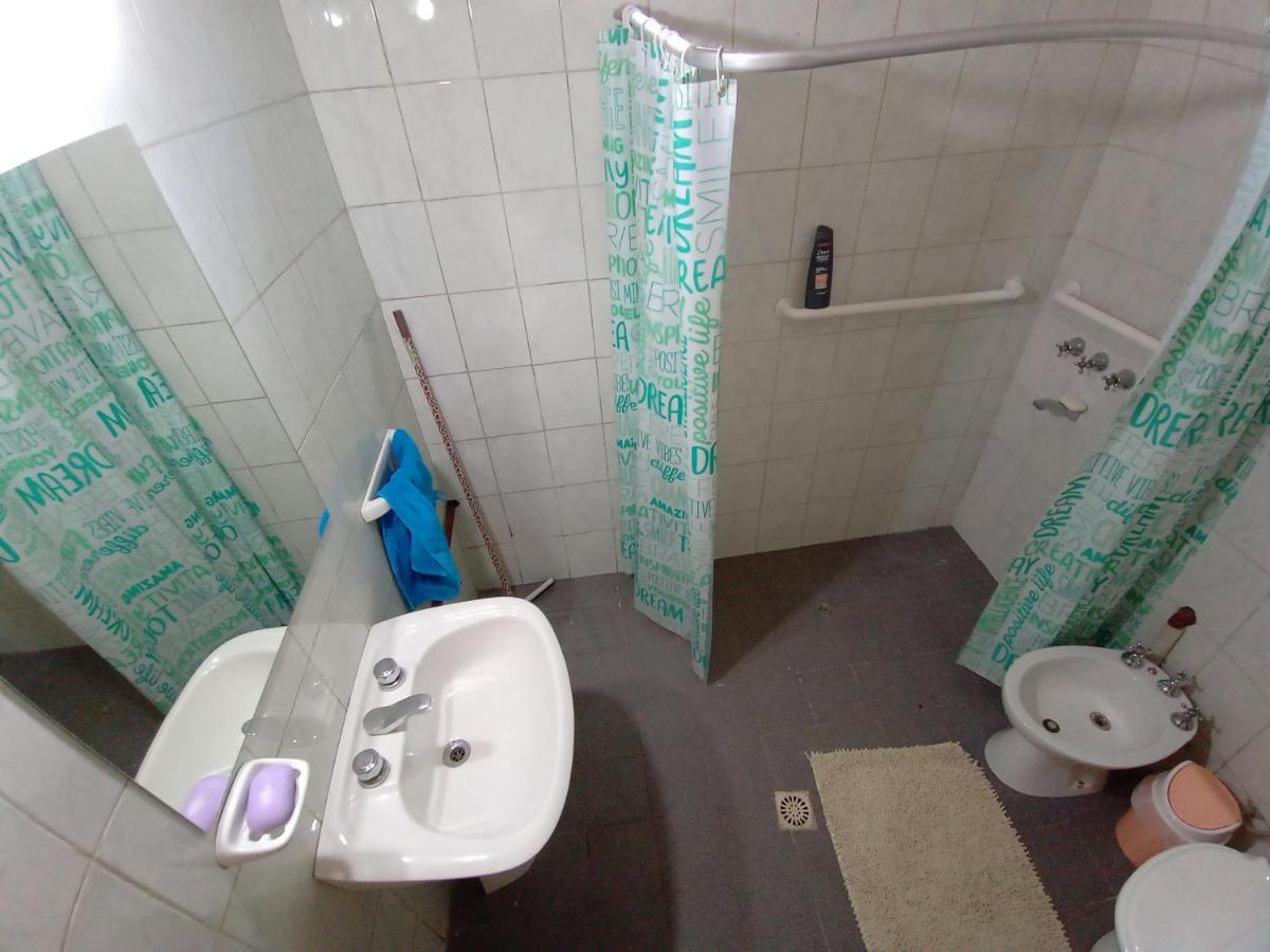 Oliwine Hostel Maipu  Luaran gambar